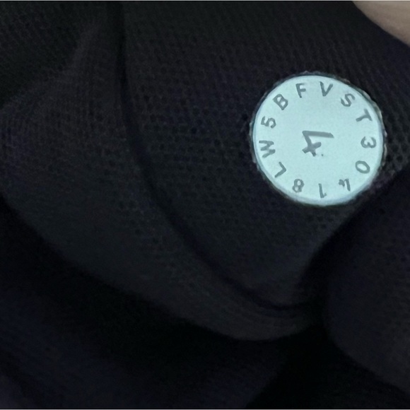 Lululemon Keep The Fleece Tight *28" Solid Black Leggings Pants Size 4 - Picture 13 of 13